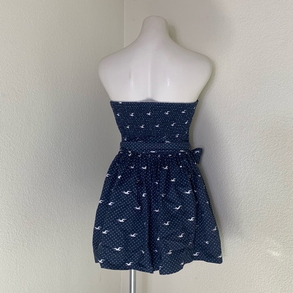 Hollister Seagull Dress - Picture 2 of 5